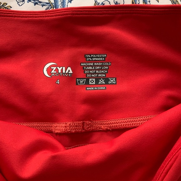 Zyia Active Red Pocket Light n Tight Hi-Rise Capri 20" 4 - Picture 9 of 10